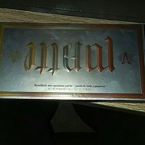 Kat Von D Metal Matte Mini Palette *NEW*